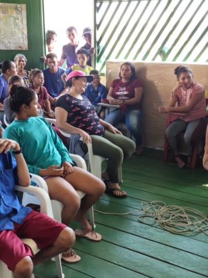 Em Canutama (619 quilômetros distante de Manaus), extrativistas participaram do curso de Boas Práticas na Extração dos Látex e Boas Práticas na Extração de Óleos. Uma iniciativa do Instituto de Desenvolvimento Agropecuário e Florestal Sustentável do Estado do Amazonas (Idam), a capacitação teve como público-alvo trabalhadores das comunidades Glória, Forte de Veneza, Moará e Glória Barranco, bem como da sede do município.